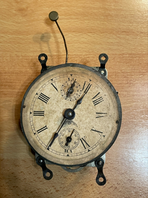 Weckerwerk antik  läuft  Bild 1 Weckerwerk antik  läuft  Bild 1