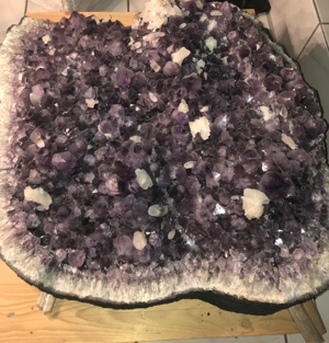 Amethyst mit Calcit aus Brasilien