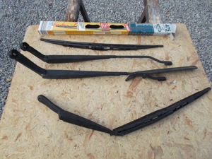 Opel Frontera-B 3trg,  Scheibenwischerarme vorne, Heckwischerarm