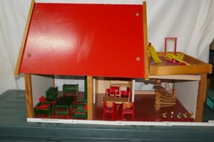 Puppenhaus Bild 1