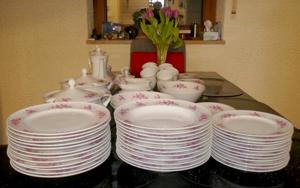 Speise- und Kaffeeservice Bild 4
