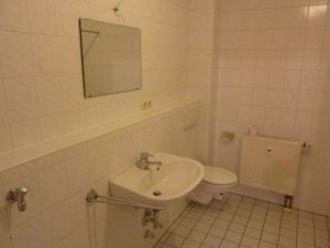 RESERVIERT! 7-Familienhaus in Gefrees Bild 4