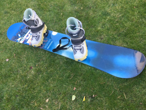 Salomon Snowboard Driver 155 mit Clicker K2 Bindung und Nitro Clicker Snowboard Boots Wrap Liner Bild 1