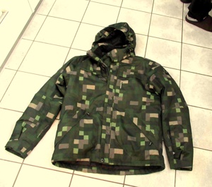 NEUWERTIGER grüngemusterter Anorak Icepeak Größe 50 Herren 