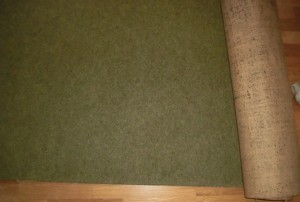 Alter Teppich(-Boden) zu verschenken Bild 3