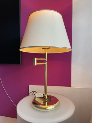 Tischlampe Gold mit Schwenkarm zwei Meter Kabel mit Schalter Bild 3