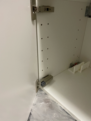 Wandregal Ikea mit Türdämpfer Soft Close Bild 5