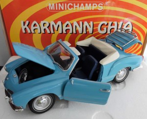  VW Karmann Ghia Cabriolet 1970 blau Minichamps Modell + original Figur limitierte Auflage OVP 1:24 Bild 1