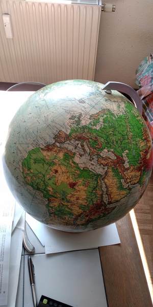Historischer Globus, guter Zustand  Bild 5