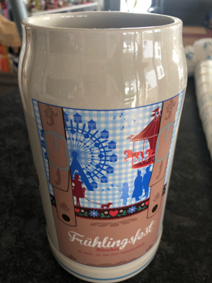 Masskrug Frühlingsfest