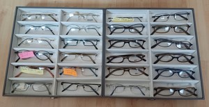 KONVOLUT 240 NEUE Brillengestelle Brillenfassungen TAUSCH, Beispiel: LED Fernseher möglich LESEN Bild 4