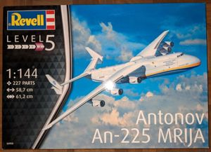 Revell Antonov An 225