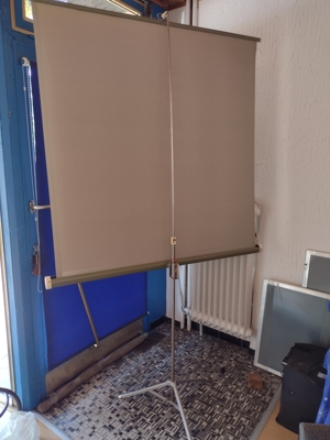 Revue Leinwand, gebraucht, sehr gut erhalten Bild 6