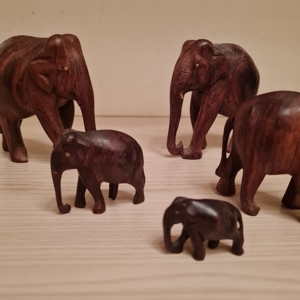 Elefantenfamilie Holz Bild 3