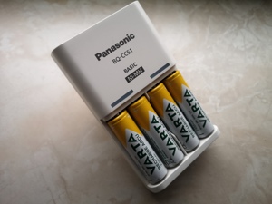 Panasonic BQ-CC51 Akku-Ladegerät NiMH 4x (AAA) und Mignon (AA) Bild 2