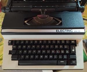 elektrische Schreibmaschine Electric 3101 CR Bild 1