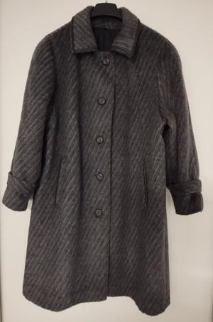 grauer Damen Mantel   warme Winterjacke, C&A, Gr. 20, mit Lamawolle (4) Bild 2