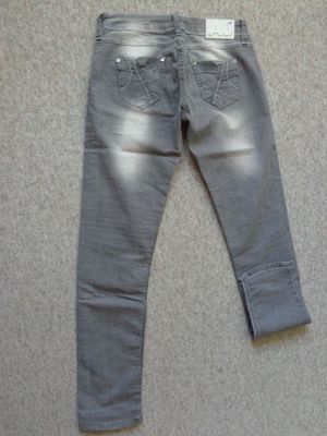 Vintage - Jeans, Hose, Size 32, ca. Gr. 38? bzw. ca. Gr. M?, Low Waist, grau Bild 3
