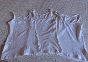 Vintage - Tops - Hemden - Gr. XS bzw. ca. Gr. 34, H&M, 3 St. 4,50 Euro