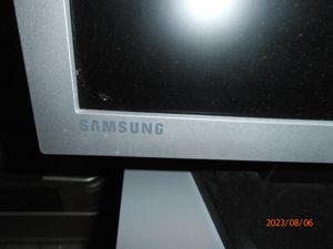 Monitor Samsung Sync Master 19 Zoll Bild 4