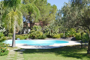 SARDINIEN - Ferienhaus mit Pool Nähe Strand und Meer Santa Margherita di Pula Bild 2