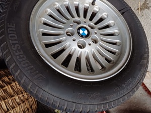 BMW Alu- Felgen mit Allwetterreifen Bild 3