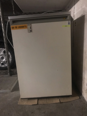 Kühlschrank der Marke Vorwerk ( etwas älteres Modell) Bild 3