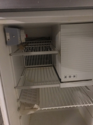 Kühlschrank der Marke Vorwerk ( etwas älteres Modell) Bild 2