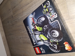 LEGO Technic Traktor mit Heuwender Bild 2