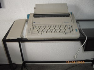 Schreibmaschine - elektrisch Bild 3