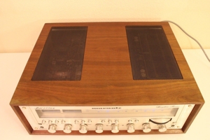 Marantz 2330B Stereophonic Receiver Woodcase Bild 1