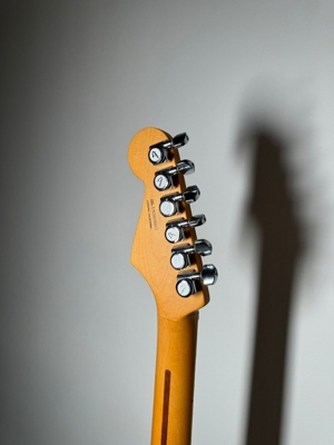2019 Fender American Ultra Stratocaster Ultraburst MN  Case inklusive Bild 3