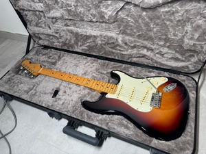 2019 Fender American Ultra Stratocaster Ultraburst MN  Case inklusive Bild 4