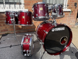 Yamaha Birch Custom Absolute 6-teiliges Drum Kit & Snare, Kirsche Bild 1