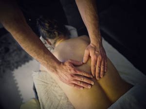 Massage Mobiler Masseur Mobiwell Gutschein  Bild 4