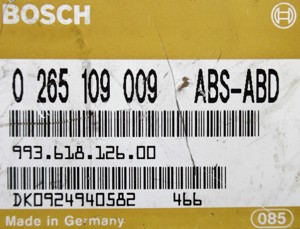  Porsche 911 993 Steuergerät ABS Bosch 993.618.126.  Bild 1