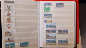 Briefmarken BRD Lageralbum postfrisch 1991-1997 Bild 8