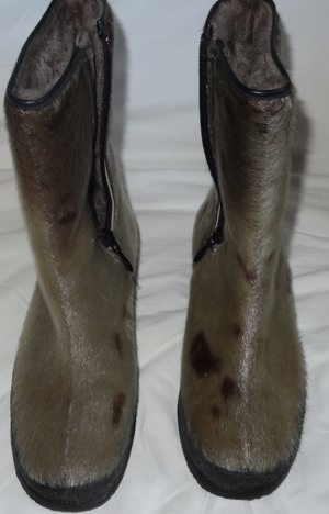 SI Stiefeletten Winterstiefel Gr. 5 echtes Robbenfell nie getragen einwandfrei erhalten Damenstiefe
