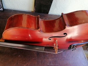 Cello von Musiker zu Musiker, Orchesterinstrument, 120 Jahre, Meisterinstrument