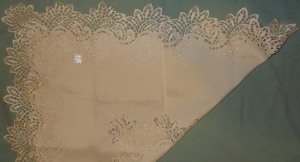 TWL Tischdecke Mitteldecke cremefarben Polyester 81x81 Dekoration wenig benutzt gut erhalten Bild 3