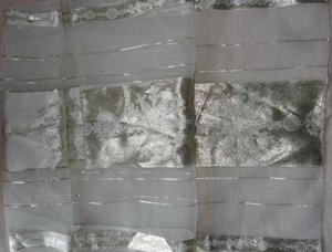 TWL Tischdecke Weihnachtsdecke Tischläufer Polyester goldfarben145x49 Dekoration festlich einwandfre Bild 2