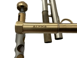 Inderbinen Alpha 100 Trompete - rohes Messing - handgehämmert Bild 3