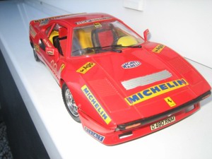 Modellauto --(2) Ferraries  verschiedene siehe die Fotos Bild 10