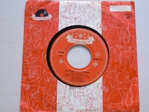 Schallplatten:  3 x Peter Alexander