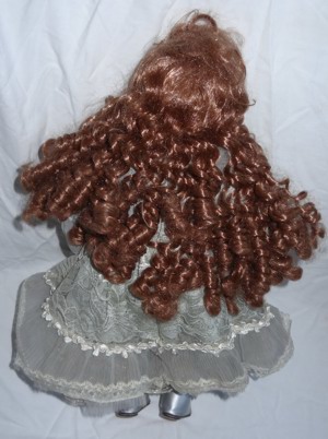 DI Puppe Porzellankopf Kleid lange rote Haare ca. 30 Jahre unbespielt gut erhalten alt Sammelpuppe Bild 6