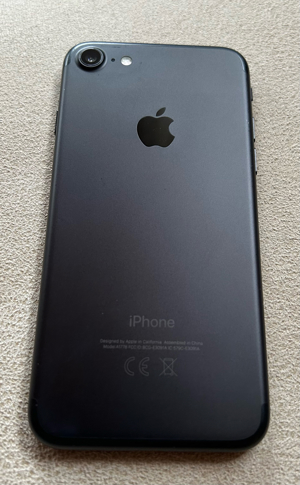 IPhone 7  schwarz  128 GB  Bild 2