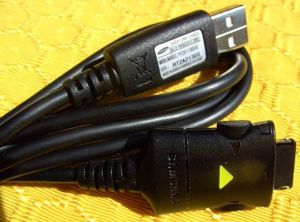 SAMSUNG USB Datenkabel PCB113BDE Original Data Link Cable Bild 2