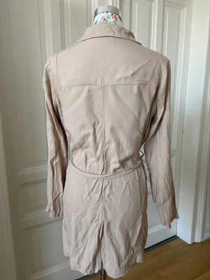 Beiges Wickelkleid von Forever 21, M Bild 5
