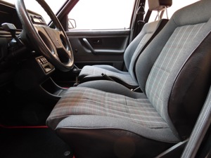 VW Golf 2 GTI 16V Bezugsstoff Sitzbezug Sitz Stoff Sitzfläche Lehne Kopfstütze