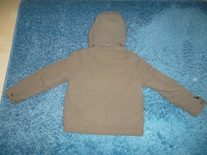 Verkaufe Parka-Jacke für Jungen, Farbe khaki, Gr. 140 leicht gefüttert mit Kapuze